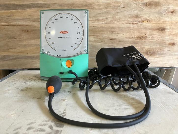 Automatische bloeddrukmeter Accoson Green light 300, Diversen, Verpleegmiddelen, Gebruikt, Ophalen of Verzenden