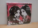 CD single The Veronicas + originele handtekeningen, Verzamelen, Verzenden, Zo goed als nieuw, Cd of Plaat, Gesigneerd