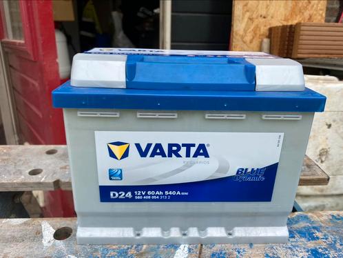Varta D24 60ah nagenoeg nieuw, Auto-onderdelen, Accu's en Toebehoren, Nieuw, Ophalen