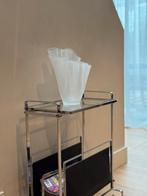 Vintage Zakdoek Vaas Wit Mat Glas, Gebruikt, Wit, Ophalen of Verzenden, Glas