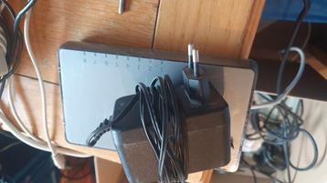 3com 8 poort gigabit switch beschikbaar voor biedingen