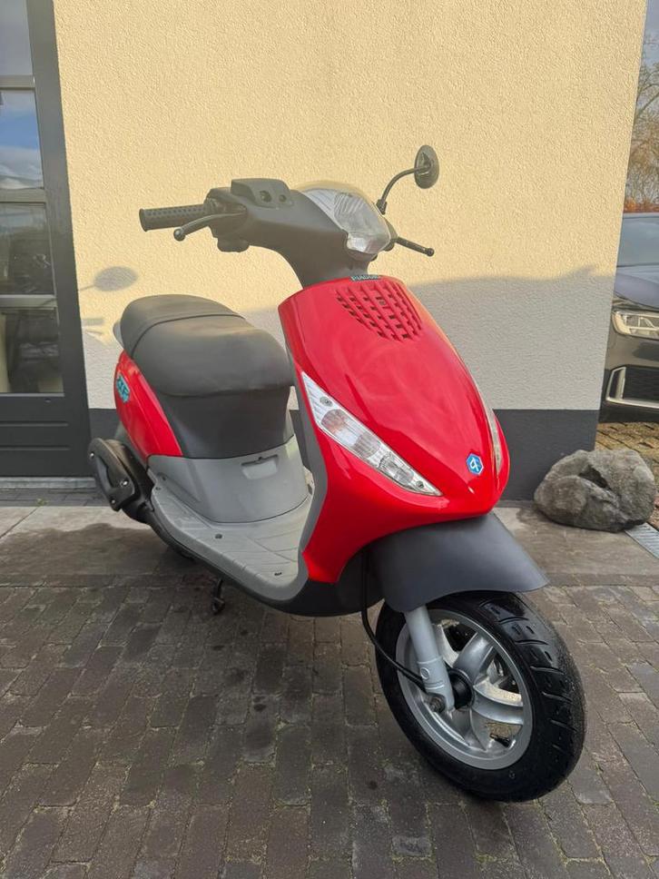 ⭐️Piaggio zip 2 takt 50cc Origineel Brom 9447 kilometer⭐️, Motoren, Tuning en Styling, Ophalen