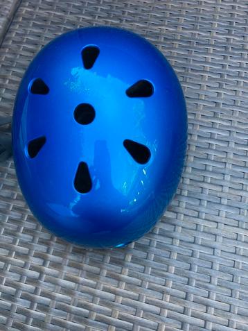 Skeeler Helm SFR blauw 53-56 cm, S-M, nieuw beschikbaar voor biedingen