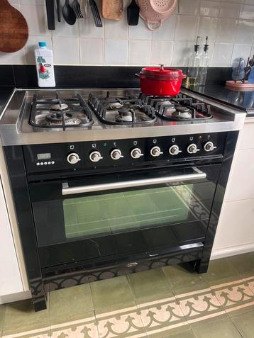 Zeer nette BORETTI -gasfornuis met oven - 90cm breed beschikbaar voor biedingen