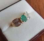14 karaat gouden ring met smaragd en diamanten, 18 tot 19, Verzenden, Zo goed als nieuw, Dame