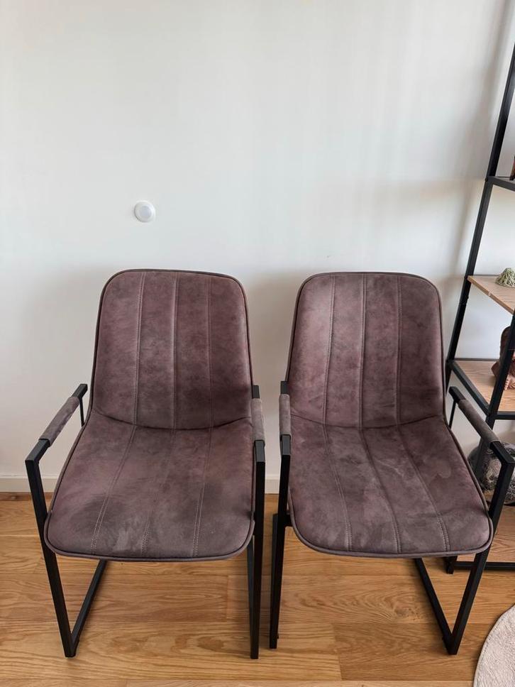 Leuke bruine eetkamerstoelen van Leen Bakker, Huis en Inrichting, Stoelen, Zo goed als nieuw, Twee, Stof, Bruin, Ophalen