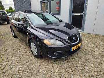 Seat Leon 1.2 TSI Sport COPA /Airco / Open dak / Navi / Clim beschikbaar voor biedingen