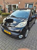 Peugeot 107 1.0 12V 5DR 2006 Zwart, Auto's, Voorwielaandrijving, 4 stoelen, Origineel Nederlands, Handgeschakeld