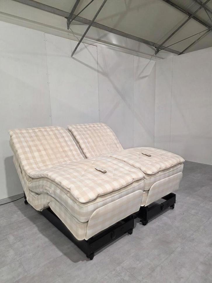 Hastens Citation Elektrisch Boxspring 180x210, Huis en Inrichting, Slaapkamer | Boxsprings, Zo goed als nieuw, 180 cm, 210 cm