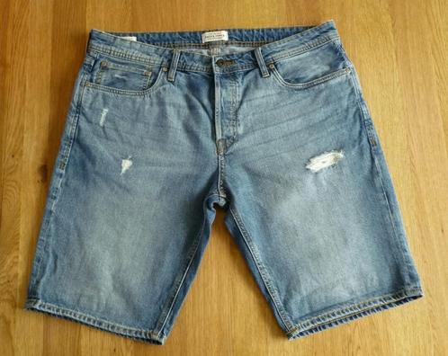 Jack & Jones korte jeans XL bermuda, Kleding | Heren, Spijkerbroeken en Jeans, Zo goed als nieuw, W36 - W38 (confectie 52/54)