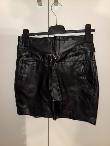 Zwart Bershka rokje - Maat M beschikbaar voor biedingen