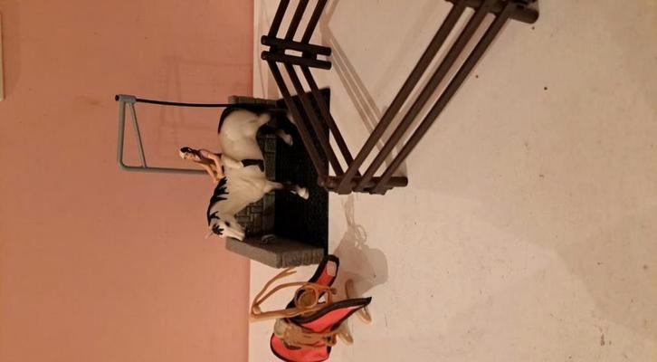 Schleigh paard, ruiter, wasplek en accessoires., Verzamelen, Dierenverzamelingen, Zo goed als nieuw, Beeldje of Figuurtje, Paard