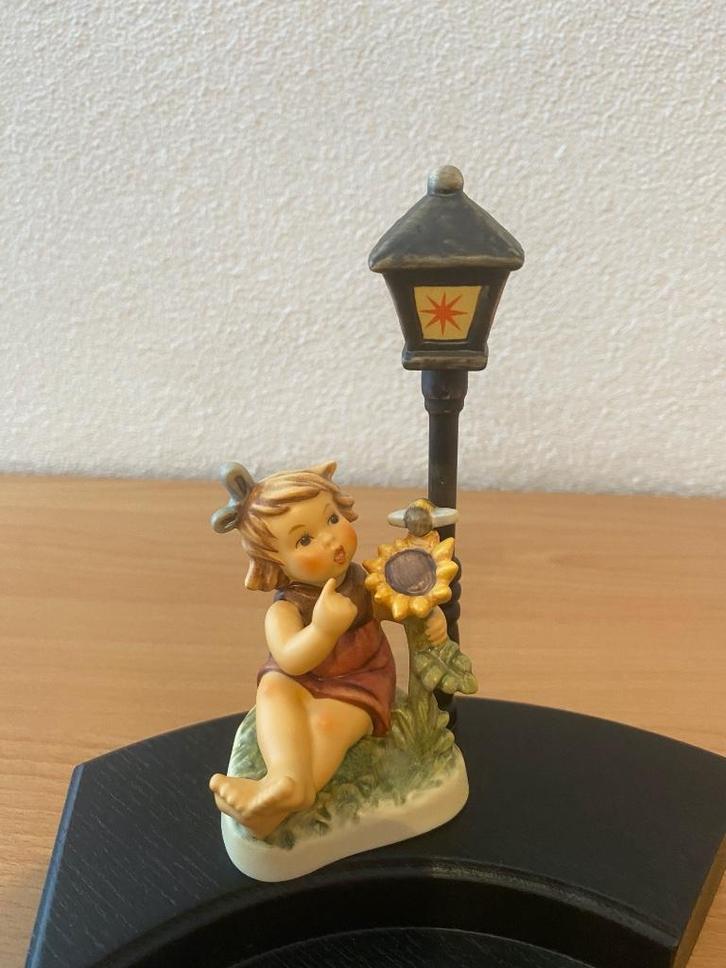 Hummel beeld "Süße kleine Hummel", Verzamelen, Beelden en Beeldjes, Zo goed als nieuw, Hummel, Ophalen of Verzenden