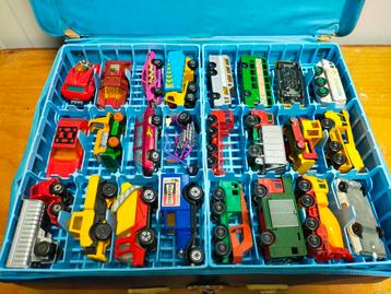 24 Matchbox modellen, regular wheels en Superfast England. beschikbaar voor biedingen