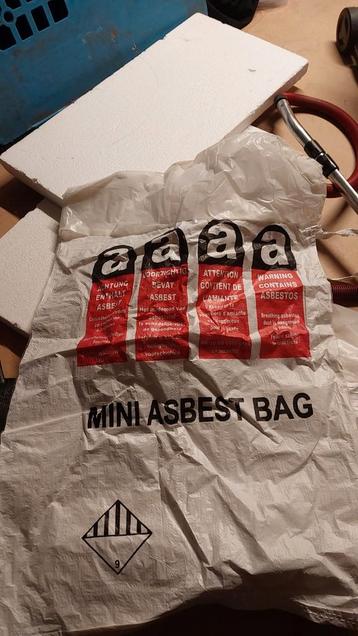 Mini Asbest Zak 5 stuks beschikbaar voor biedingen