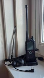Icom IC-A25CE luchtvaartportofoon + HM-186LS microfoon, Ophalen of Verzenden, Zo goed als nieuw, Portofoon of Walkie-talkie, Met broekklem