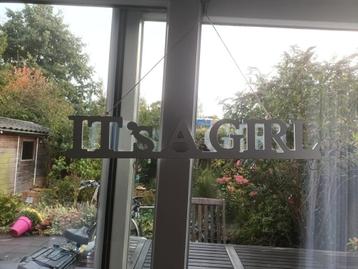 It's a Girl Rekje - Wit - Babykamer Decoratie beschikbaar voor biedingen