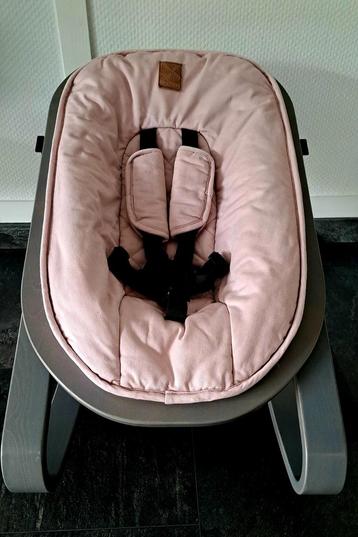 Kidsmill Newborn & Wipper- Lichtroze: als nieuw! beschikbaar voor biedingen