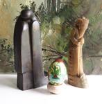 Bronzen beeld, hoornen beeld en cloisonnee ei, Ophalen of Verzenden