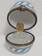 Antiek porselein miniatuur parfumflesje limoges Frankrijk, Ophalen of Verzenden, Zo goed als nieuw, Zilver, Dame