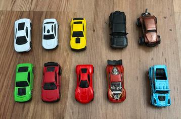 Metalen autotjes - 10 stuks beschikbaar voor biedingen