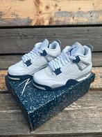Air Jordan 4 Navy Blue maat 35,5, Kleding | Dames, Schoenen, Ophalen of Verzenden, Nieuw, Blauw, Sneakers of Gympen
