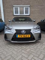 Lexus IS 300h Hybrid 223 pk 2018 Grijs F Sport, Auto's, Lexus, Automaat, Achterwielaandrijving, 750 kg, 181 pk