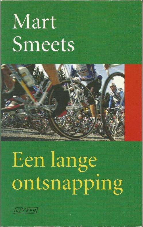 Mart Smeets - Een lange ontsnapping - ISBN 902542339, Boeken, Sportboeken, Zo goed als nieuw, Lopen en Fietsen, Ophalen