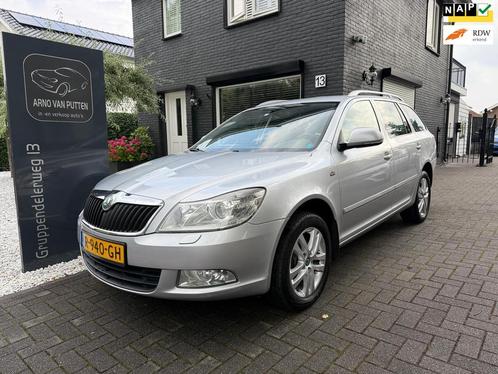 Skoda OCTAVIA 1.6 TDI 4X4 goed onderhouden!, Auto's, Skoda, Bedrijf, Te koop, Octavia, 4x4, Airconditioning, Alarm, Centrale vergrendeling