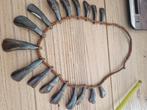 Oude ketting met wilde paardetanden., Ophalen of Verzenden