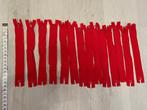 Hele partij blinde rode ritsen, 74 in totaal, Hobby en Vrije tijd, Naaien en Fournituren, Ophalen of Verzenden, Nieuw, Rits of Sluiting