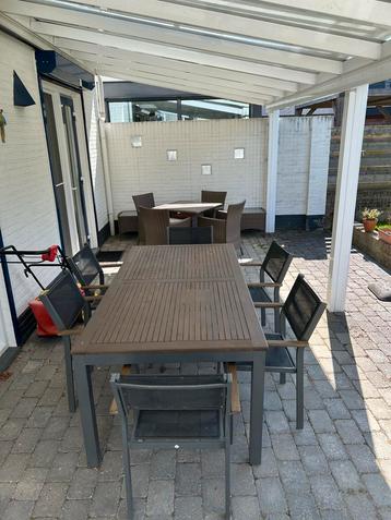Tuinset met 6 stoelen beschikbaar voor biedingen