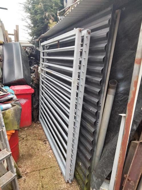 Twee mooie zware poorten, Tuin en Terras, Tuinhekken en Hekwerk, Zo goed als nieuw, IJzer, Ophalen