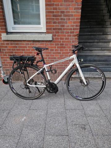 Specialized vita e-bike herenfiets 28 inch with 9 gears  beschikbaar voor biedingen