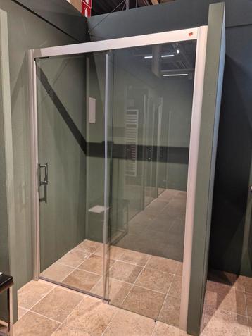Douche cabine 1400 x 200 beschikbaar voor biedingen