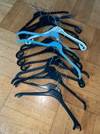 Dunne lichte klerenhangers kledinghangers plastic zwart 17, Kleding | Dames, Kledinghangers, Ophalen, Zo goed als nieuw, Kunststof