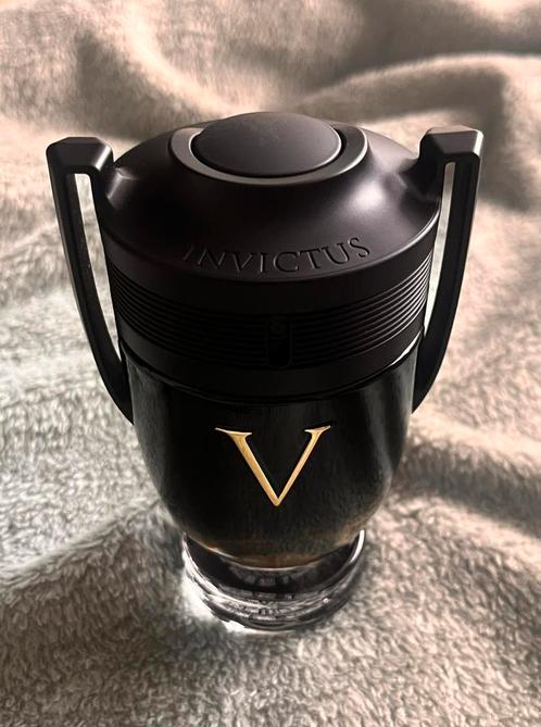 Paco Rabanne Invictus — 100 ml, Sieraden, Tassen en Uiterlijk, Uiterlijk | Parfum, Zo goed als nieuw, Ophalen of Verzenden