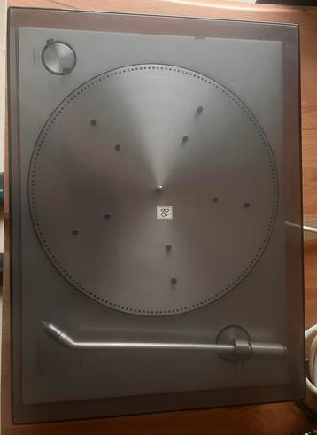 B&O Beogram 1203 Platenspeler met Pre-amp beschikbaar voor biedingen