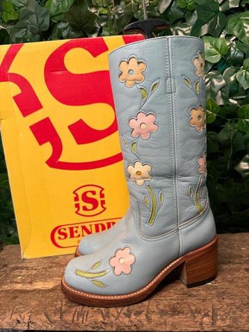 gave vintage blokhak flower laars van Sendra maat 39 beschikbaar voor biedingen