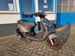SCHADE: Piaggio zip BROM bouwjaar 2020 2e eigenaar 45KM iget, Fietsen en Brommers, Scooters | Piaggio, Ophalen, Gebruikt, Maximaal 45 km/u