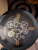 Klok met tandwielen, Ophalen of Verzenden, Zo goed als nieuw, Analoog, Wandklok