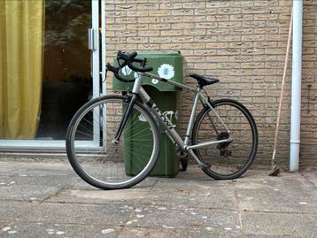 BTWIN TRIBAN 100 beschikbaar voor biedingen