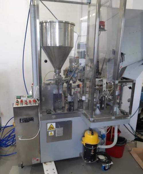 Automatische Comadis Pijp Vulmachine, Zakelijke goederen, Machines en Bouw | Industrie en Techniek, Ophalen