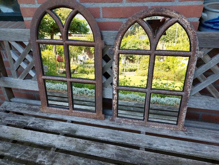 Twee zeer mooie gietijzeren stalramen met spiegel glas., Doe-het-zelf en Verbouw, Glas en Ramen, Gebruikt, Minder dan 80 cm, Minder dan 80 cm