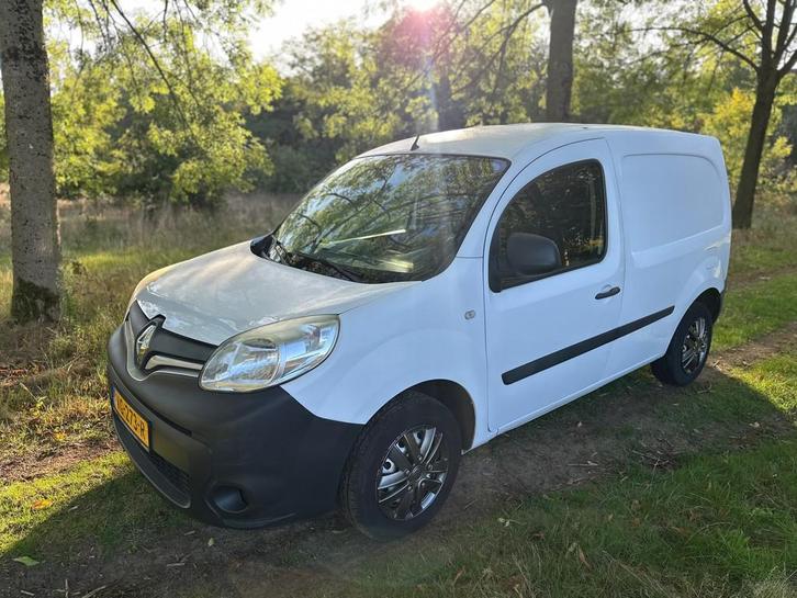 Renault Kangoo Express 1.5 dCi 90 Express Black Edition S&S, Auto's, Bestelauto's, Bedrijf, Te koop, ABS, Bluetooth, Boordcomputer