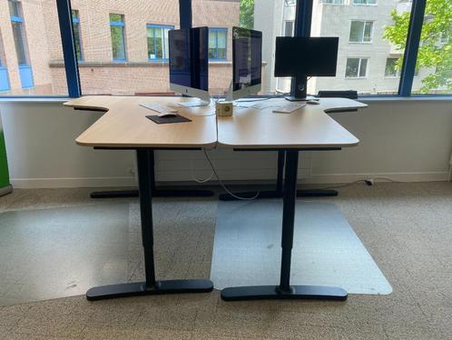 IKEA Hoekbureaus BEKANT – ruim, stevig & in topstaat!, Huis en Inrichting, Bureaus, Zo goed als nieuw, Bureau, In hoogte verstelbaar