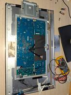 Dell u2713hb gezocht met gebroken scherm., Computers en Software, Monitoren, Ophalen, IPS