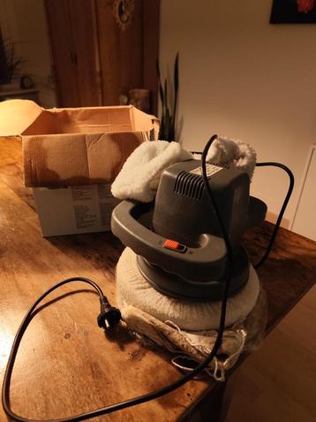 Poetsmachine met 2 nieuwe hoesjes polijstmachine  beschikbaar voor biedingen