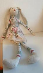 Knuffel popje konijn, Ophalen of Verzenden, Zo goed als nieuw, Konijn