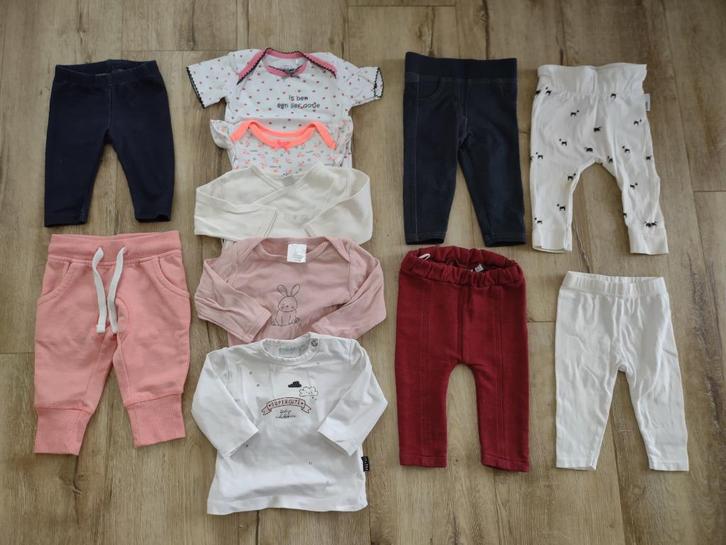 Mooi pakket meisjeskleding, maat 62. Newborn broekjes, shirt, Kinderen en Baby's, Babykleding | Baby-kledingpakketten, Zo goed als nieuw